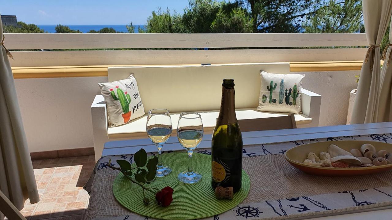 Casa Vacanze "Il Carrubo" Gagliano del Capo Eksteriør billede