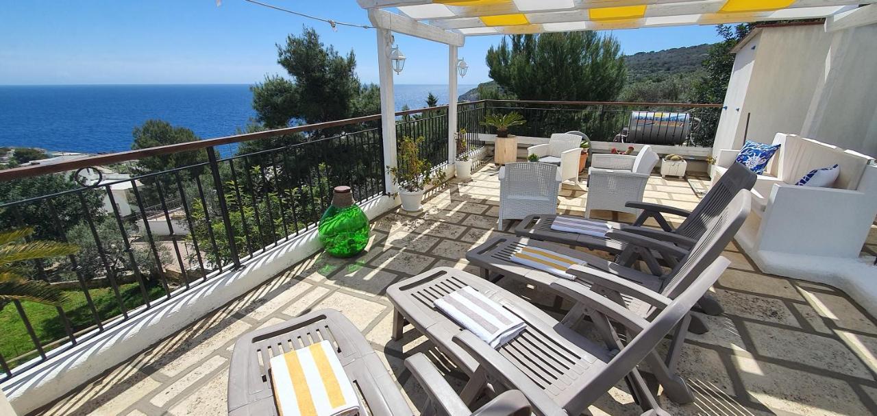 Casa Vacanze "Il Carrubo" Gagliano del Capo Eksteriør billede